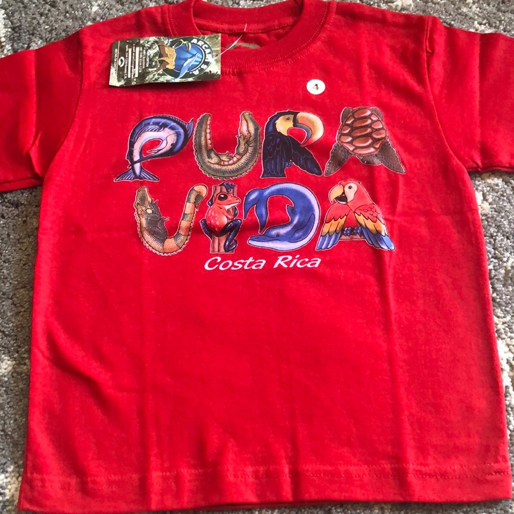 Tourists tee from and made in Costa Rica.